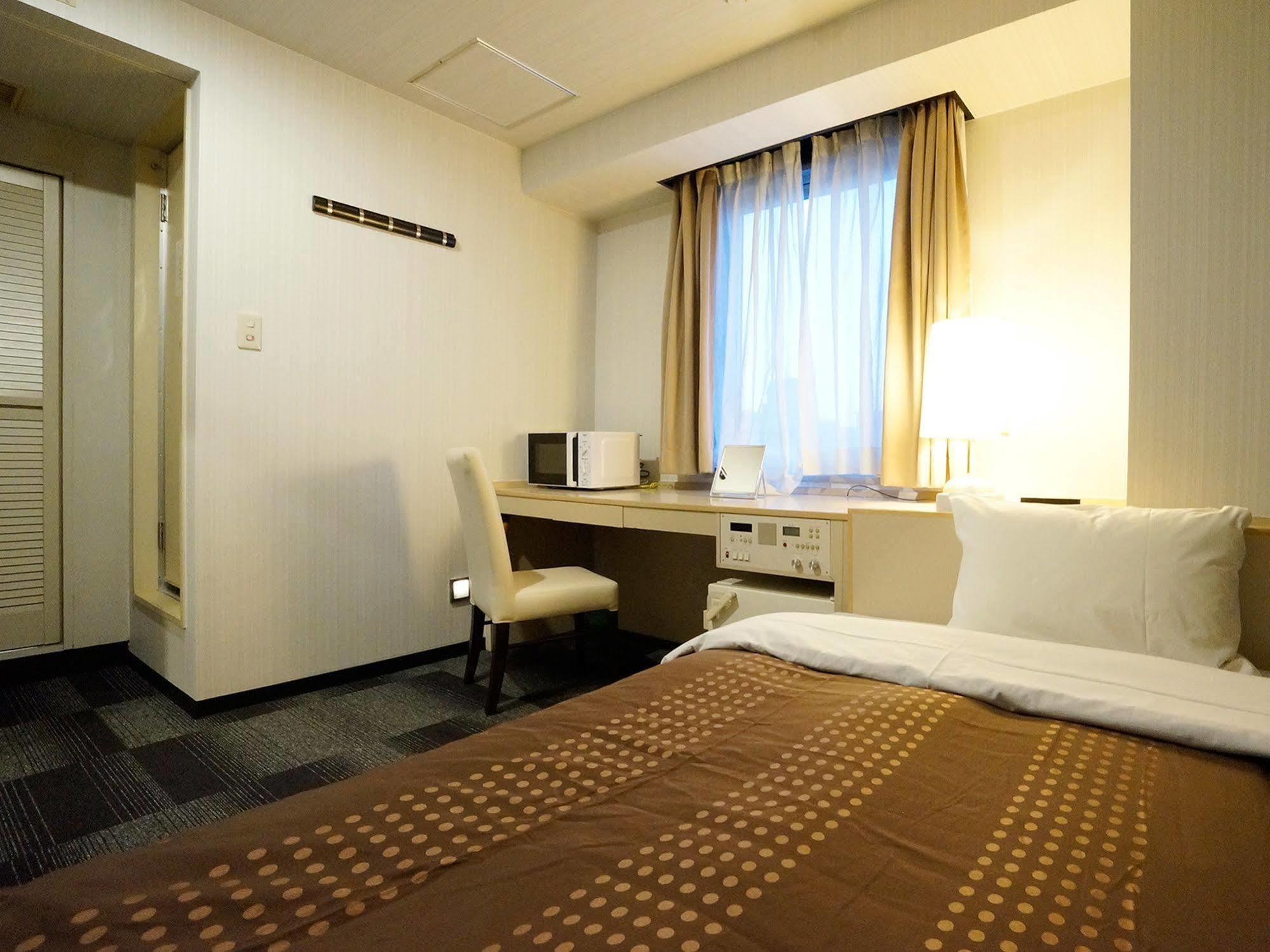 Livemax Kyoto Gojo Hotel Buitenkant foto