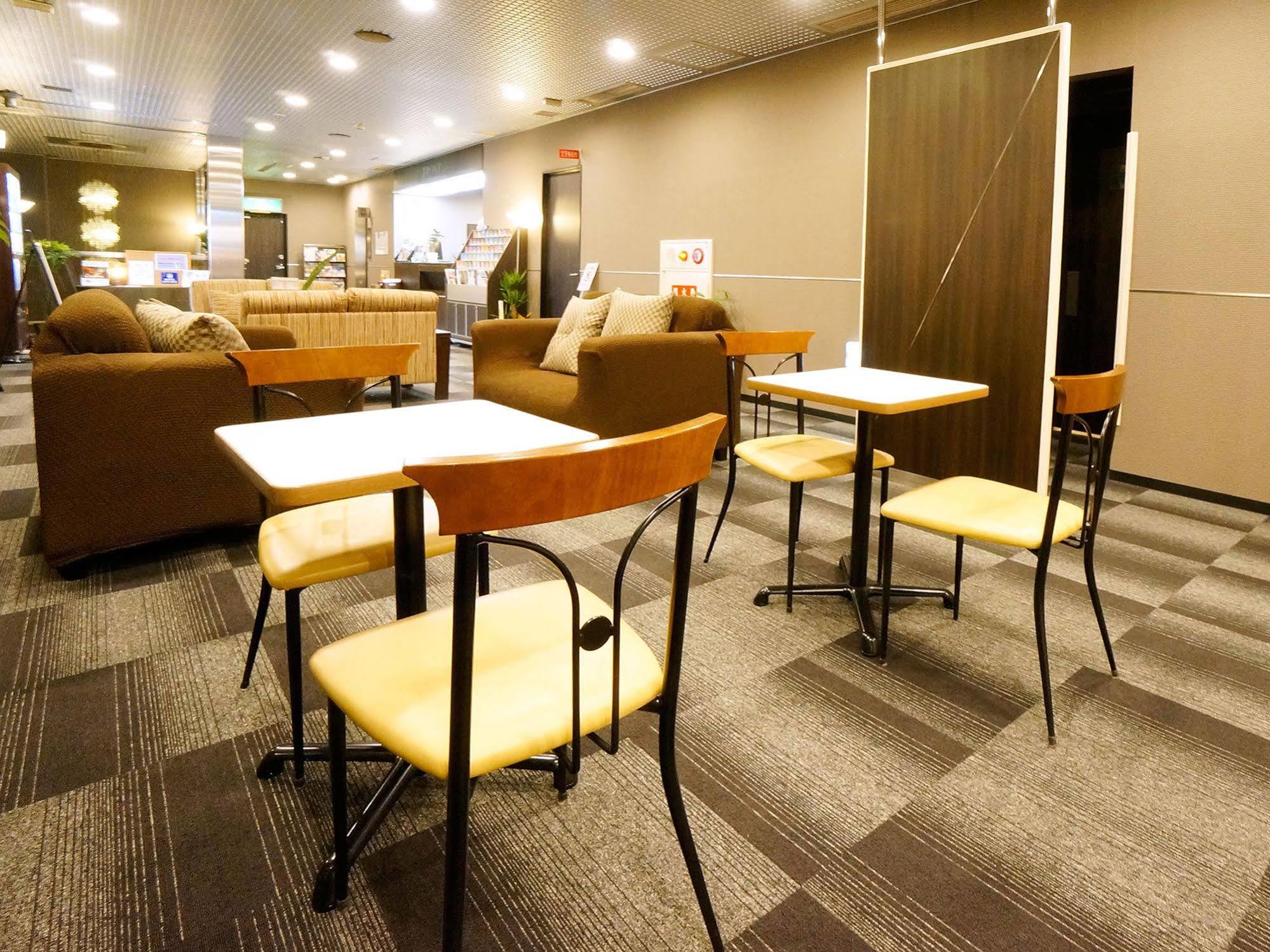 Livemax Kyoto Gojo Hotel Buitenkant foto
