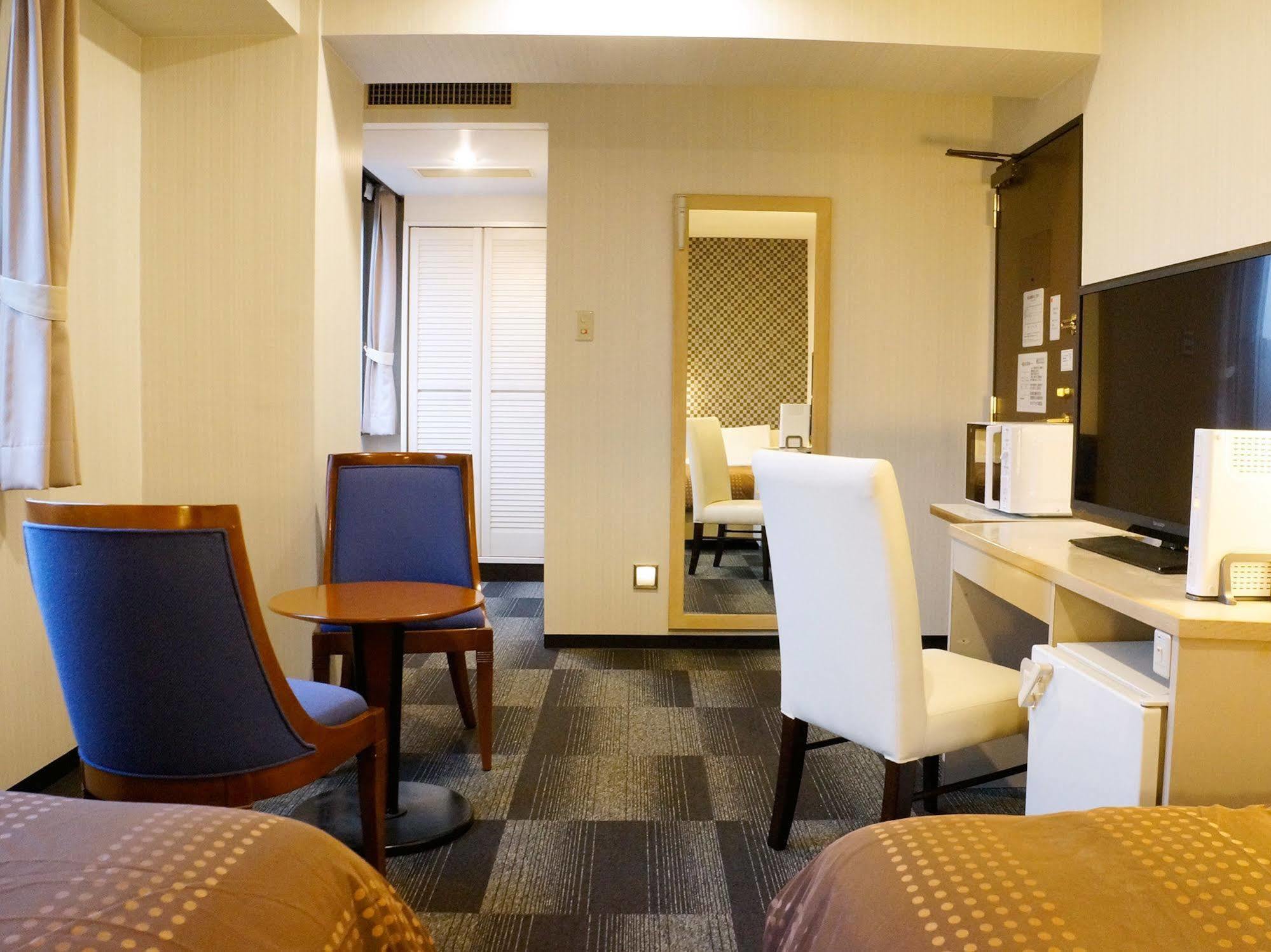 Livemax Kyoto Gojo Hotel Buitenkant foto