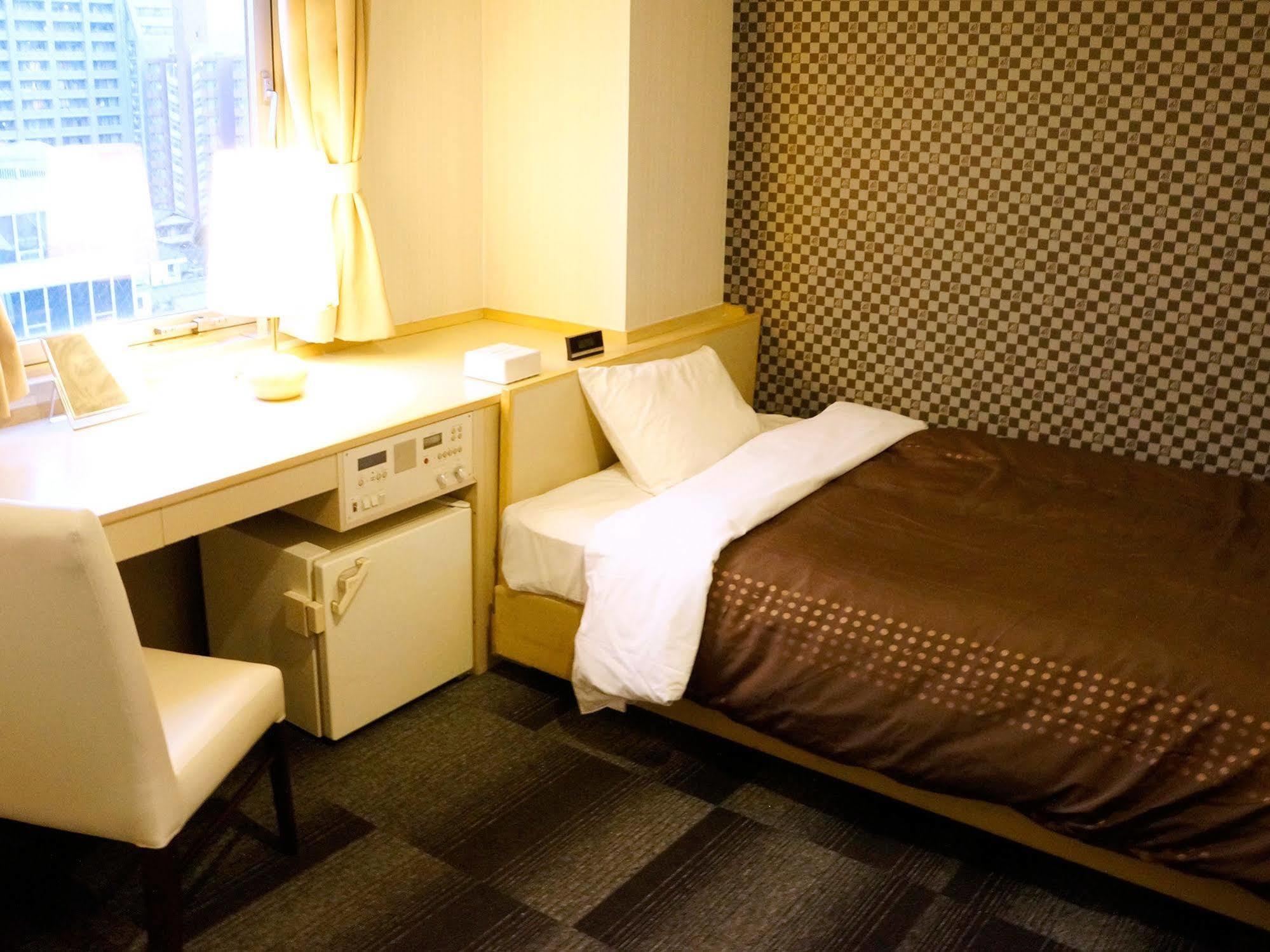 Livemax Kyoto Gojo Hotel Buitenkant foto