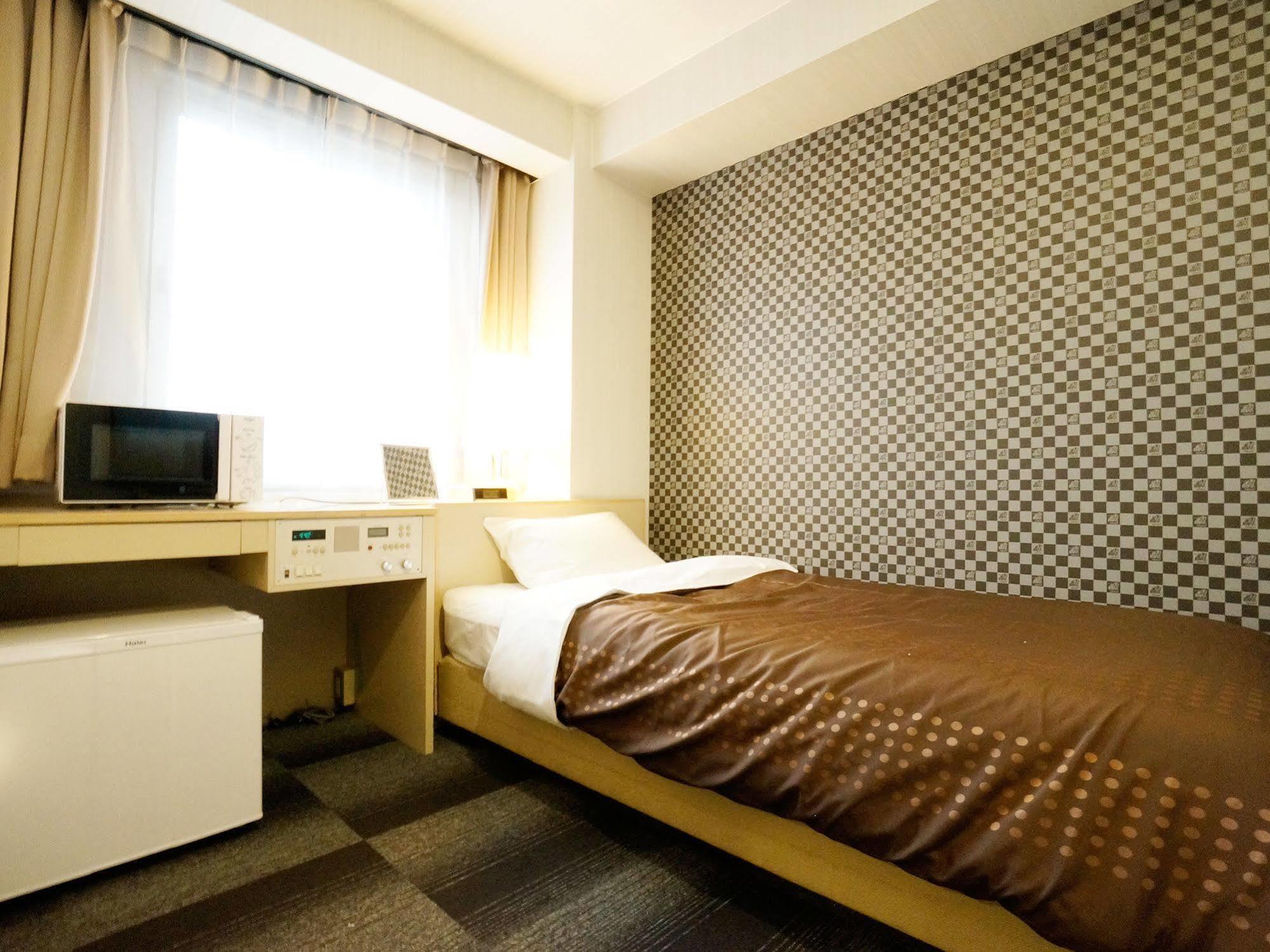 Livemax Kyoto Gojo Hotel Buitenkant foto